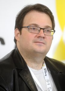 Brandon Sanderson scaled