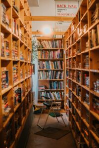 menart-books-library